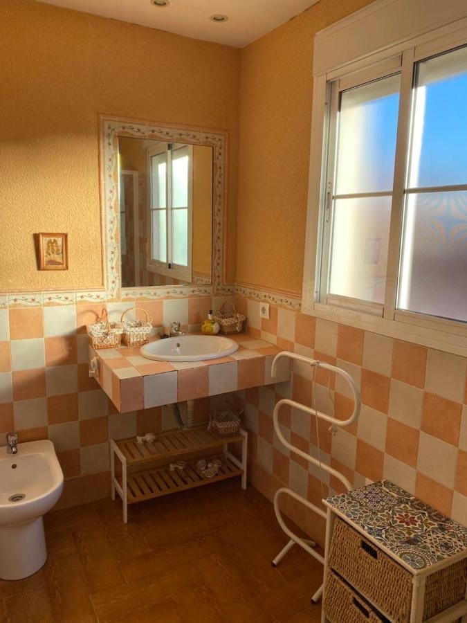شقة Familia Anfitriona Acoge Terraza إشبيلية المظهر الخارجي الصورة